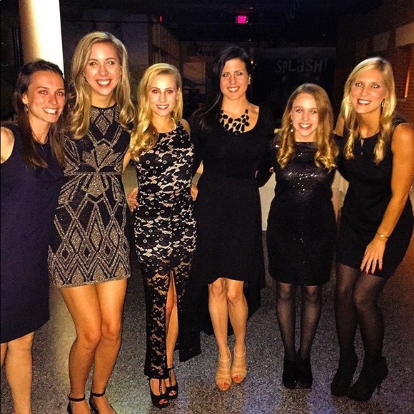 Black lace maxi dress - Picture 4 of 5